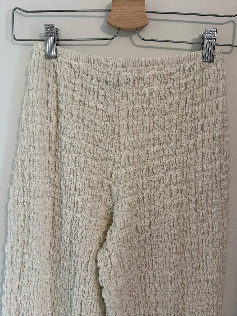 Zara Cream Textured Smocked Pants Size S